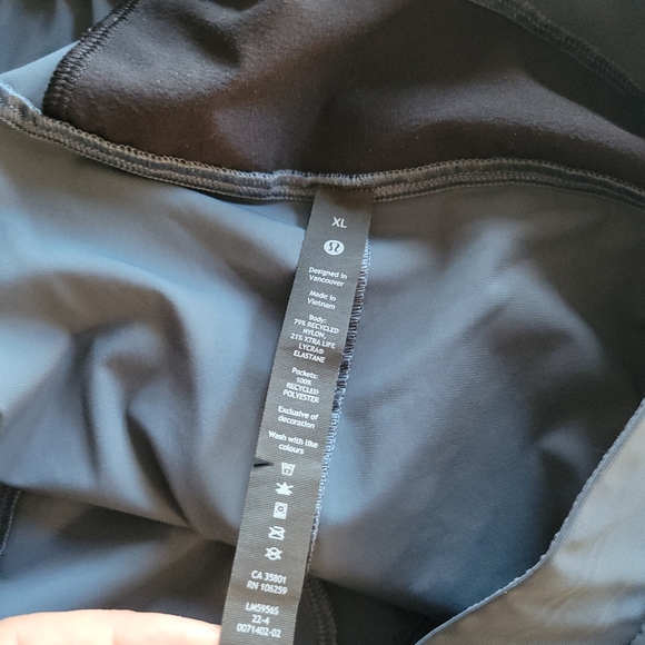 LULULEMON XL - Picture 11 of 16
